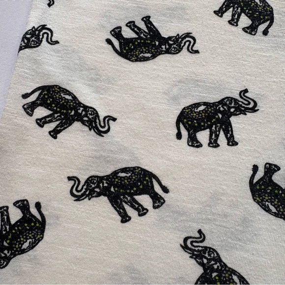 MyStyle Elephant Print Notch Neck Racerback Relaxed Fit Tank Top Size M - Picture 9 of 9